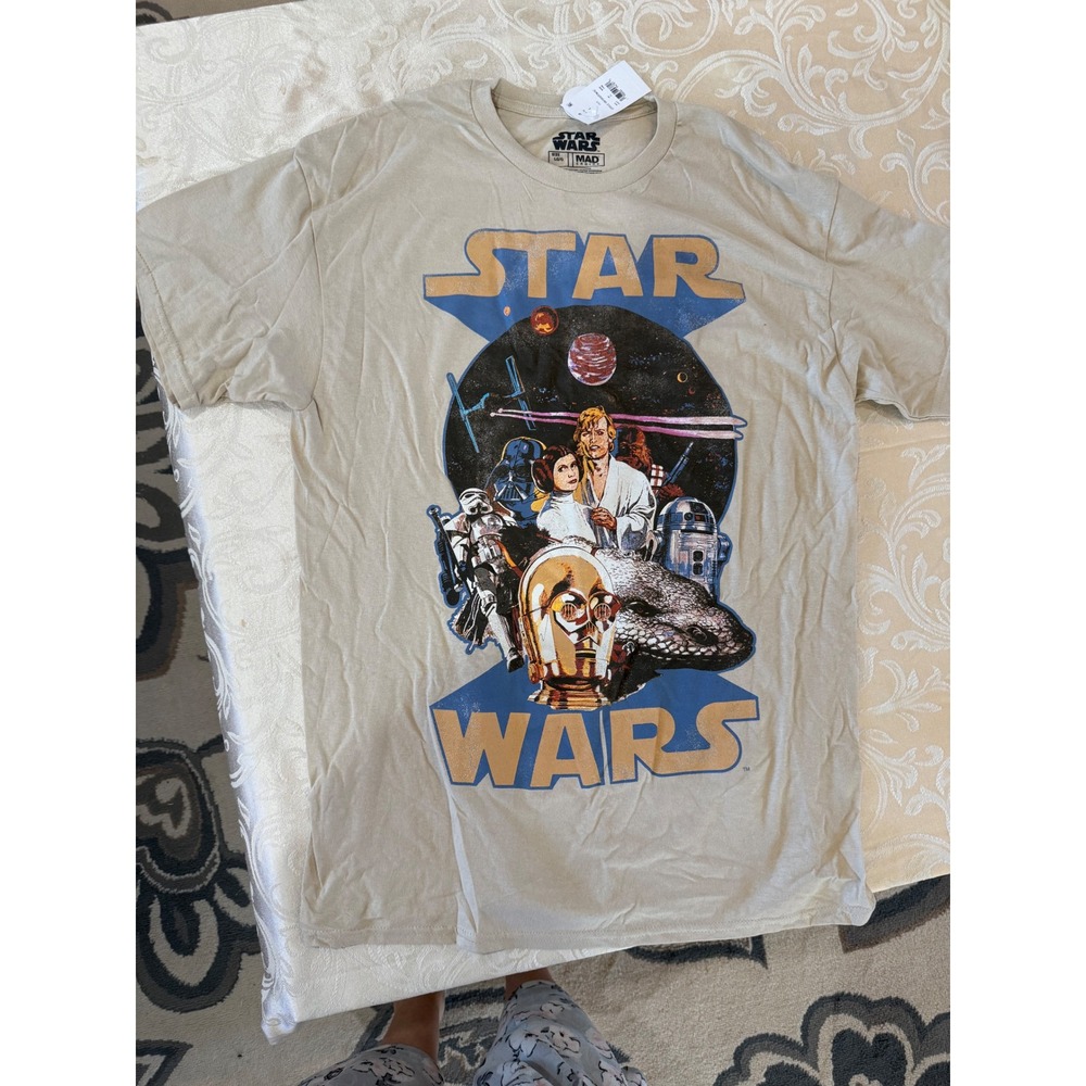 Star Wars Mad Engine Mens Graphic T-Shirt Tan Large(seems smaller) Luke Leia NWT